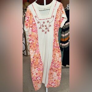 Vintage Floral Patio Dress Lounger Embroidered Hostess Muumuu M